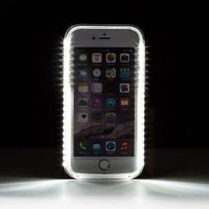 cover-led-iphone-2